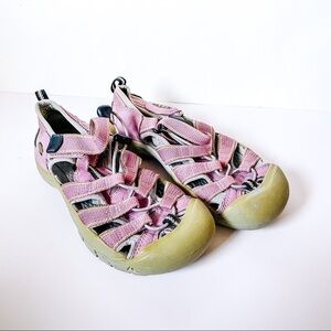 Keen girls Pink Sandals SZ-4
